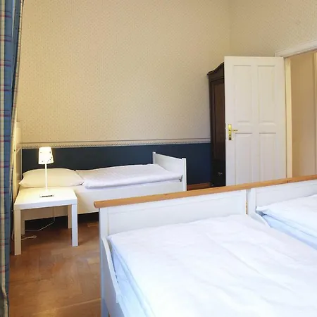 Feriengut Dalwitz Gutshaus * Walkendorf