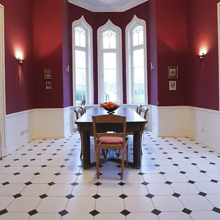 Feriengut Dalwitz Gutshaus * Walkendorf