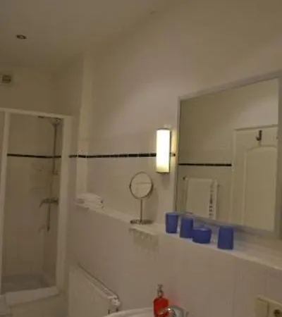 Feriengut Dalwitz Gutshaus Hotel *